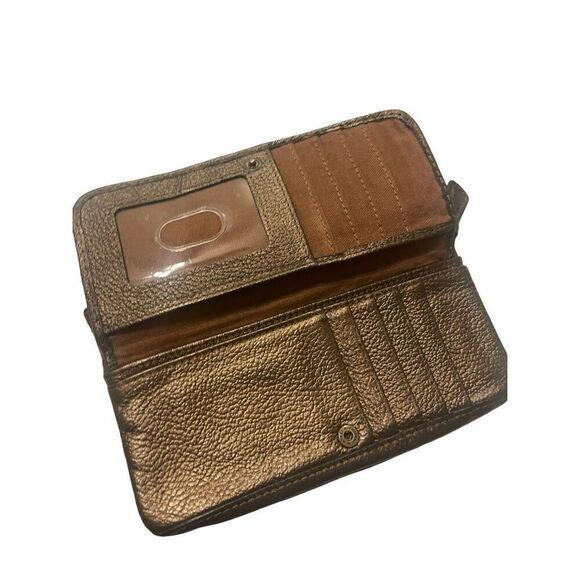 Fossil Explorer Flip Clutch - Picture 4 of 7